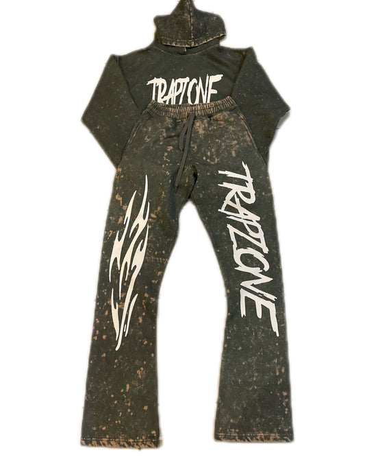 TRAPZONE FLARE PULLOVER SET